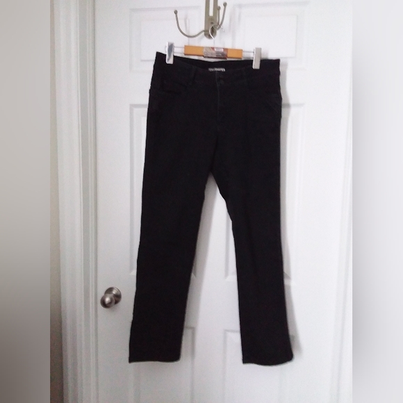 Denver Hayes Petite Black Jeans - Picture 8 of 8
